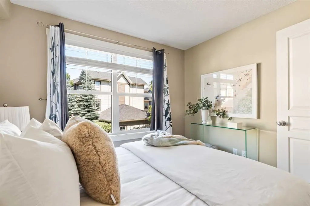 1010 Mckenzie Towne Villas SE