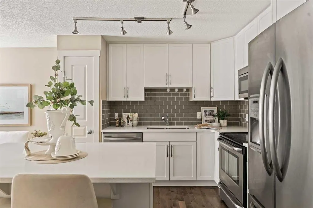 1010 Mckenzie Towne Villas SE