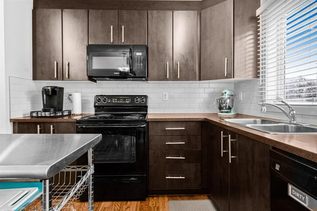 2445 Kingsland Road SE, #1006