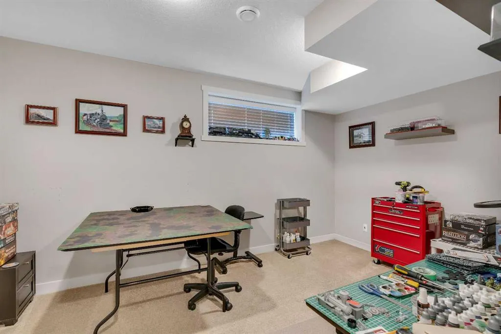 96 Carrington Boulevard NW