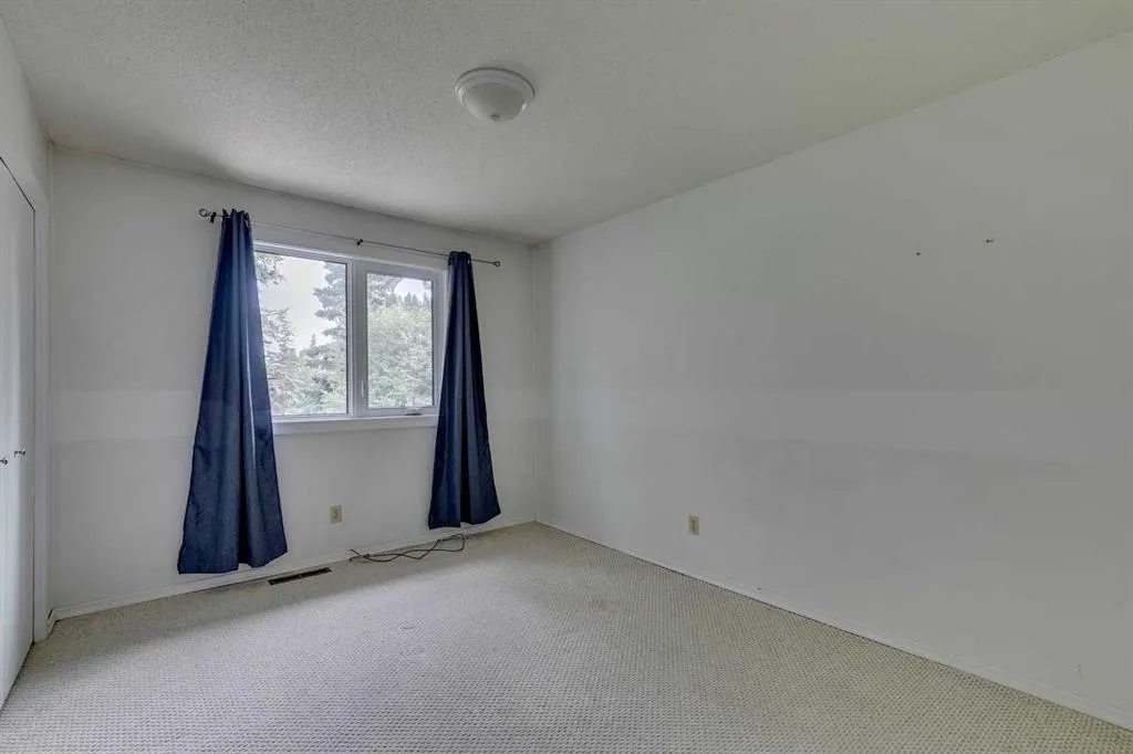 731 Willamette Drive SE