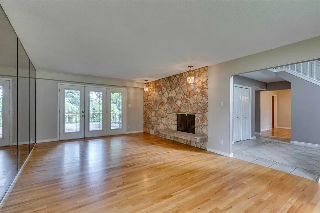 731 Willamette Drive SE