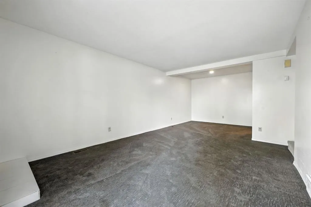 5404 10 Avenue SE, #105