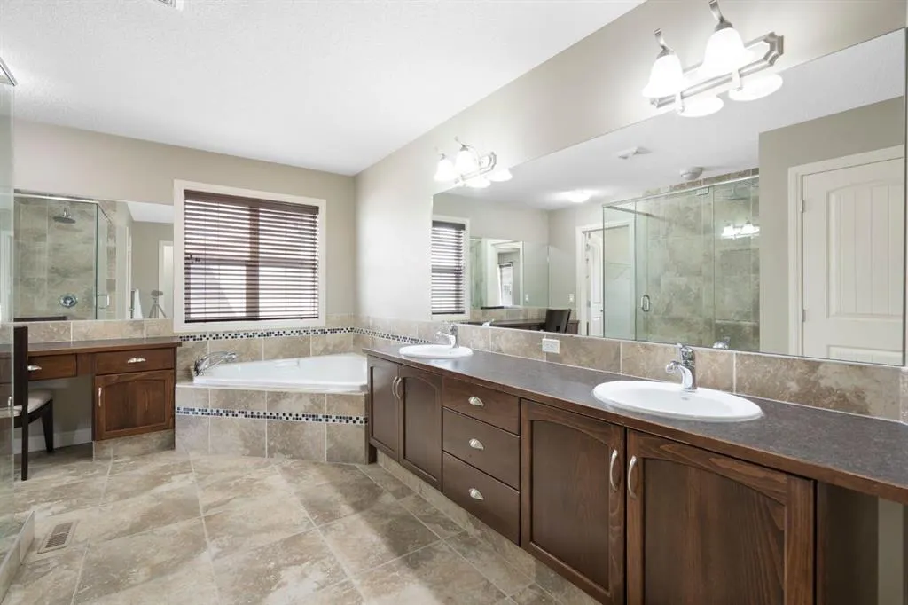 14 Cranford Gardens SE