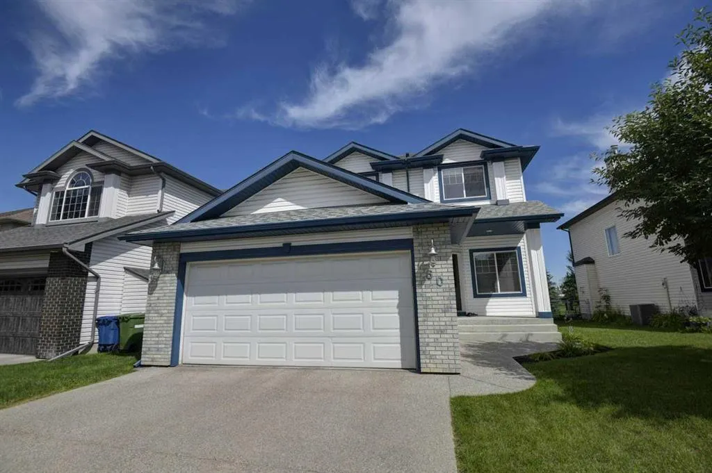 60 Fairways Drive NW