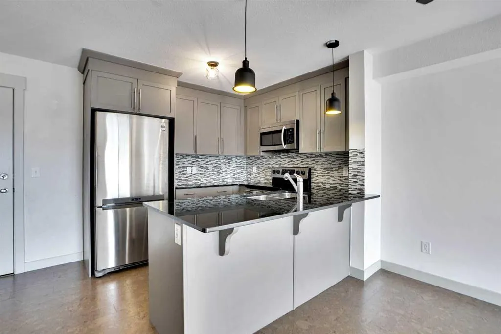 155 Skyview Ranch Way NE, #6408