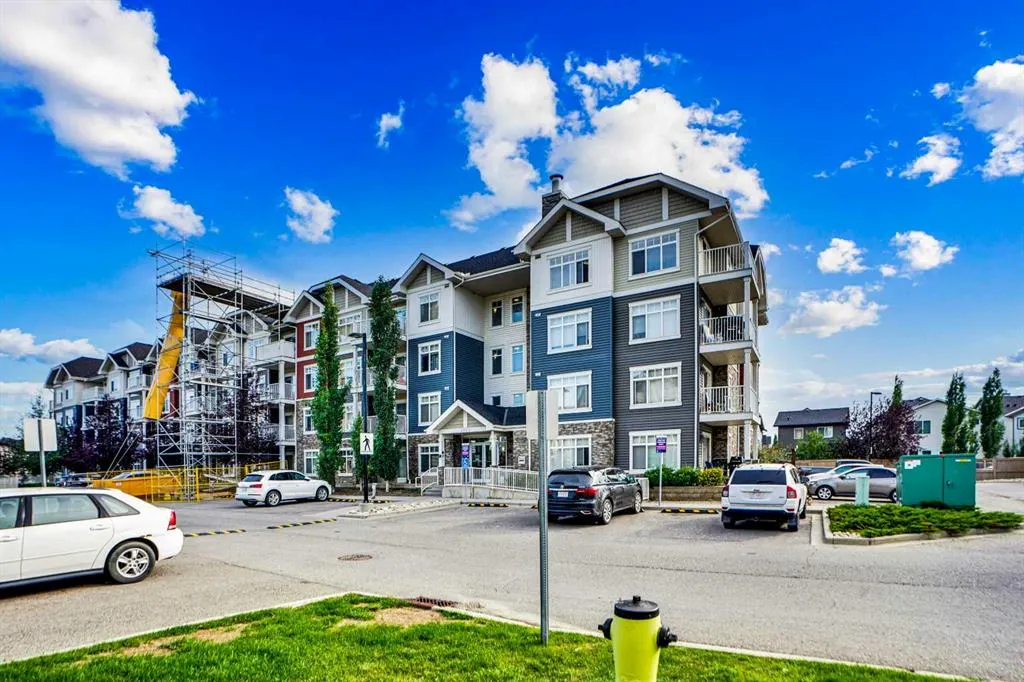 155 Skyview Ranch Way NE, #6408