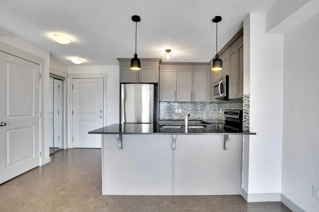 155 Skyview Ranch Way NE, #6408