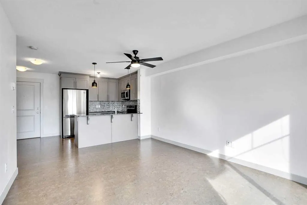 155 Skyview Ranch Way NE, #6408
