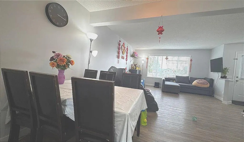 304 Ross Avenue, #8