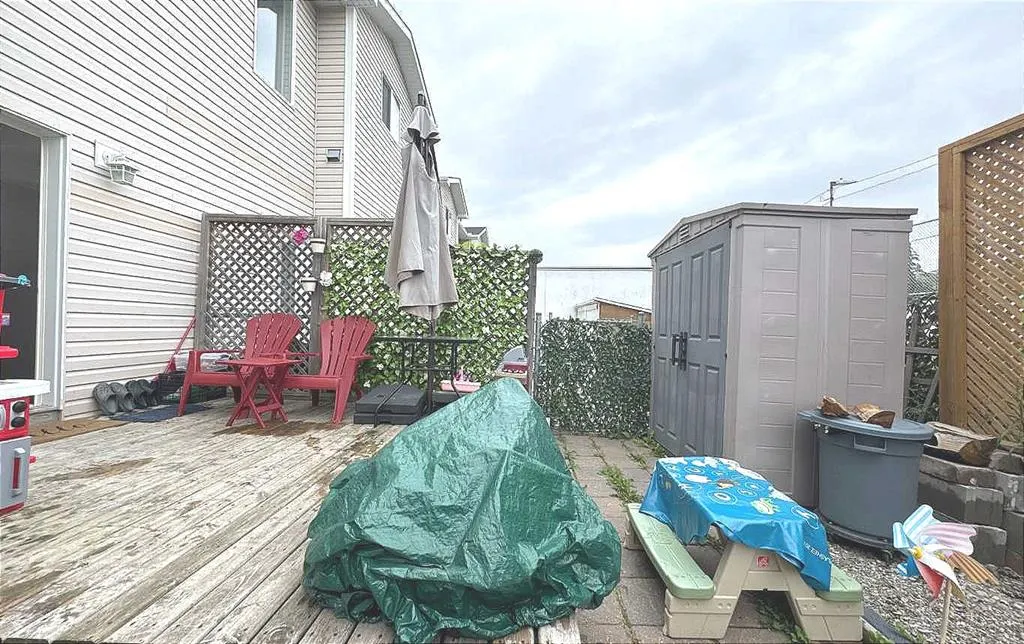 304 Ross Avenue, #8