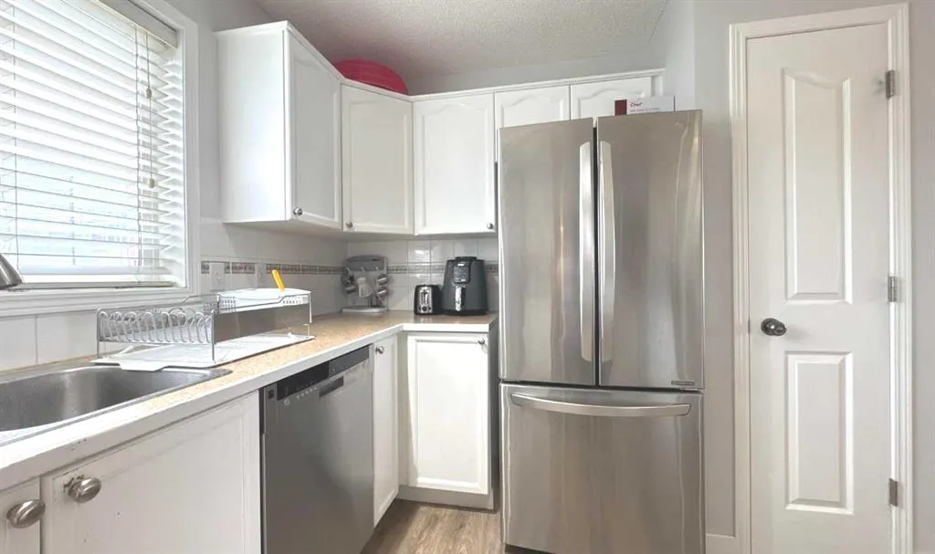 304 Ross Avenue, #8
