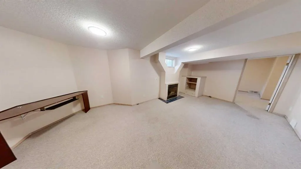 36 Chaparral Drive SE