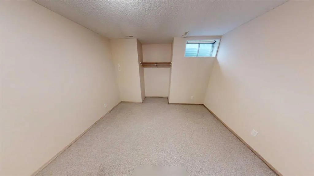 36 Chaparral Drive SE