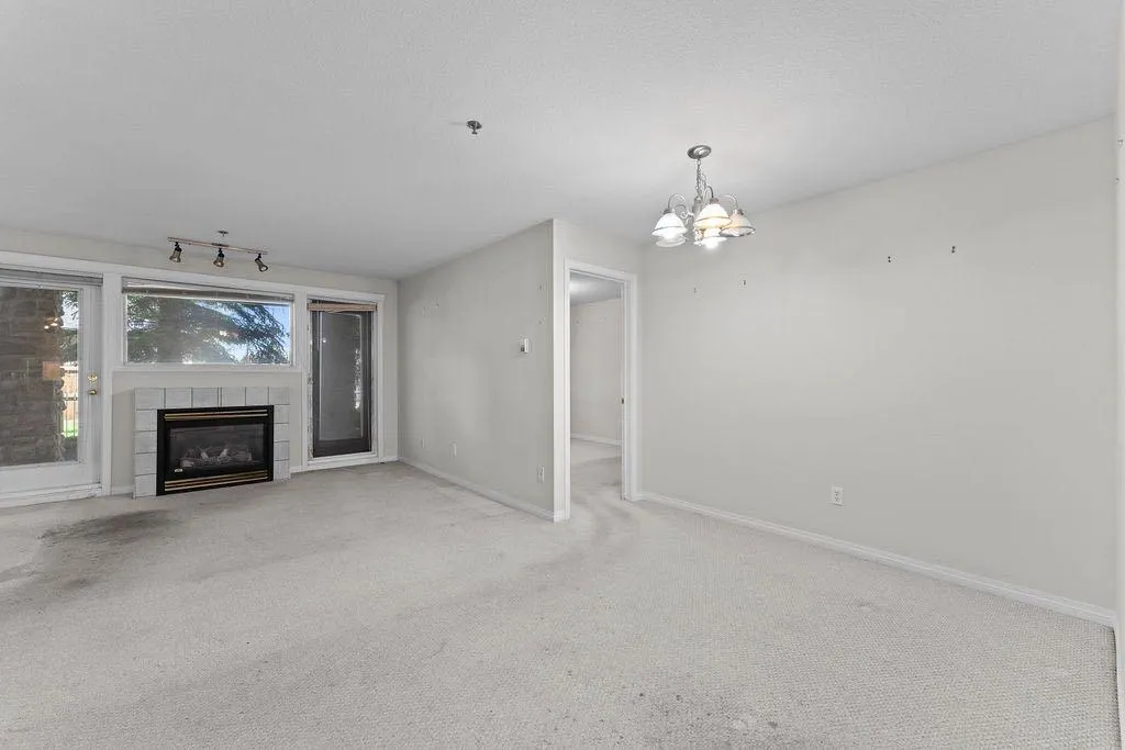 4507 45 Street SW, #109