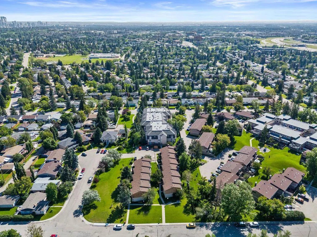 4507 45 Street SW, #109