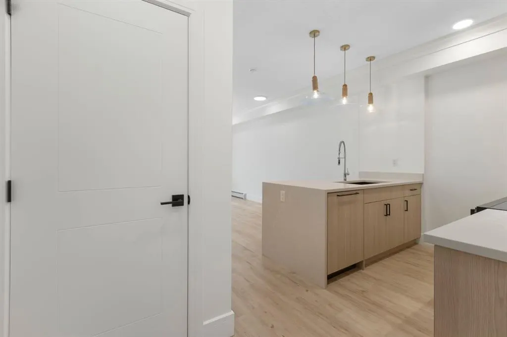 4270 Norford Avenue NW, #1204
