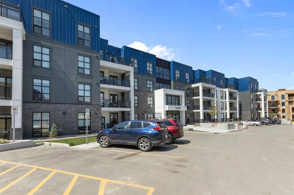4270 Norford Avenue NW, #1204