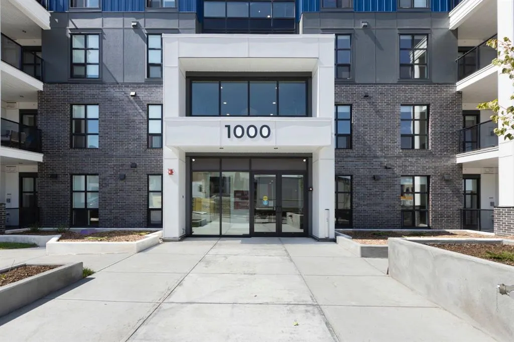 4270 Norford Avenue NW, #1204
