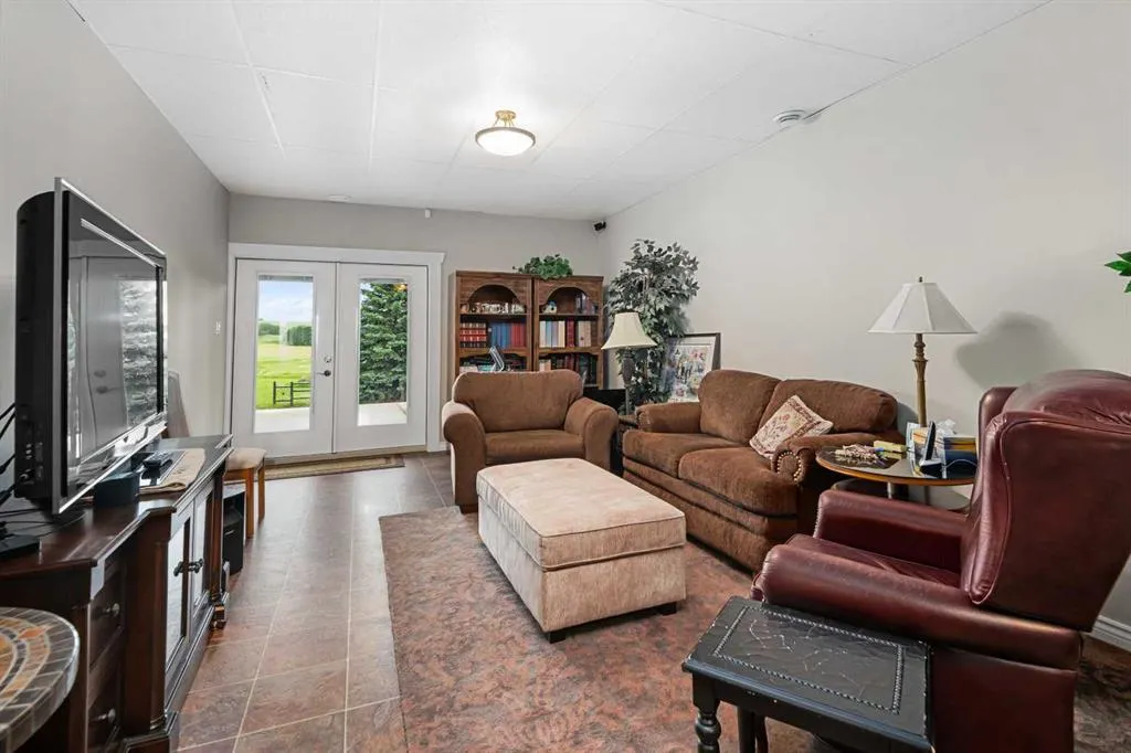 33194 Twp Rd 284