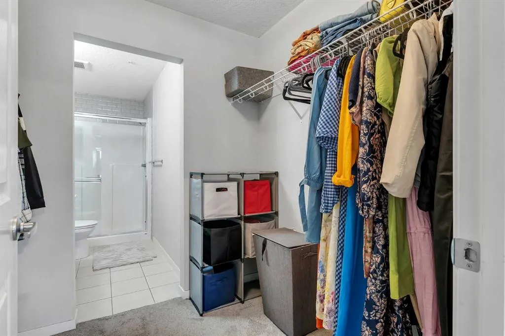 370 Harvest Hills Common NE, #108