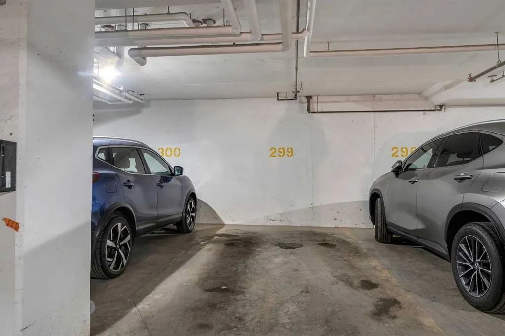 370 Harvest Hills Common NE, #108