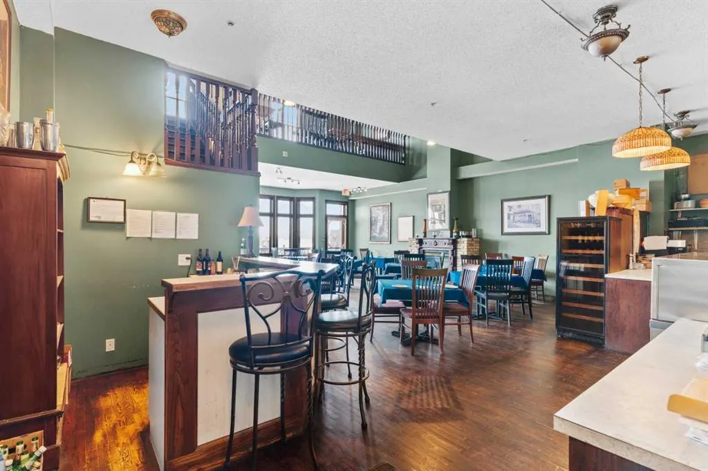 355 Centre Street NW, #104