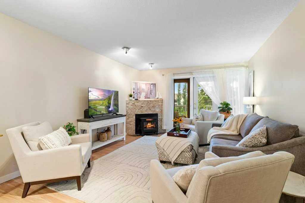 5220 50A Avenue, #606