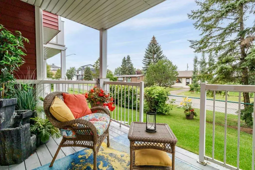 5220 50A Avenue, #606