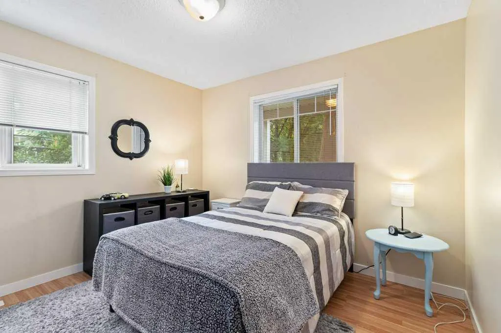 5220 50A Avenue, #606