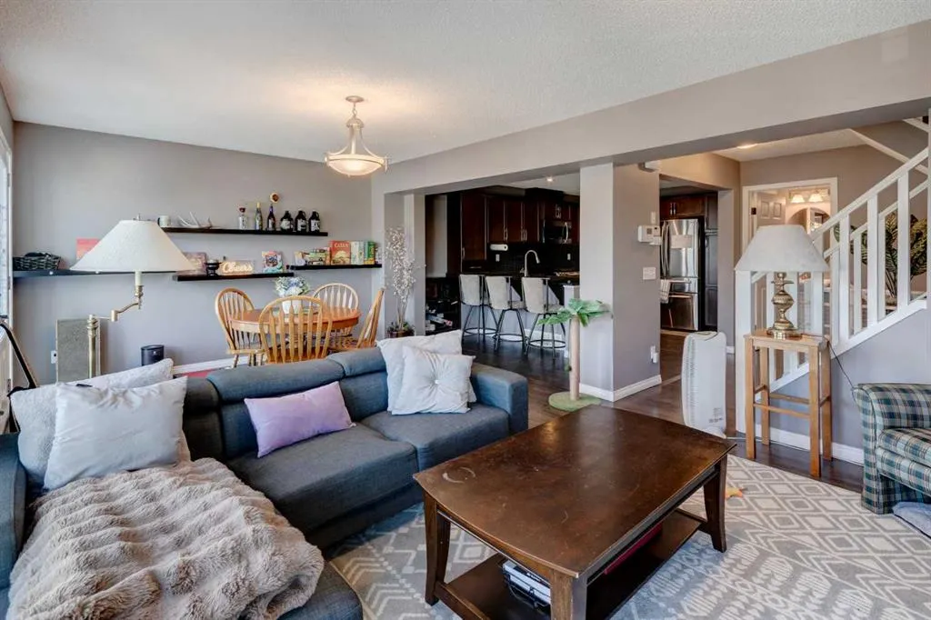 157 Windstone Avenue SW