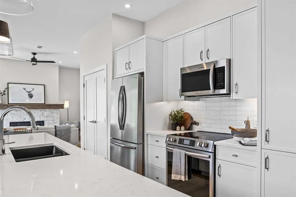 209 Stewart Creek Rise, #101L