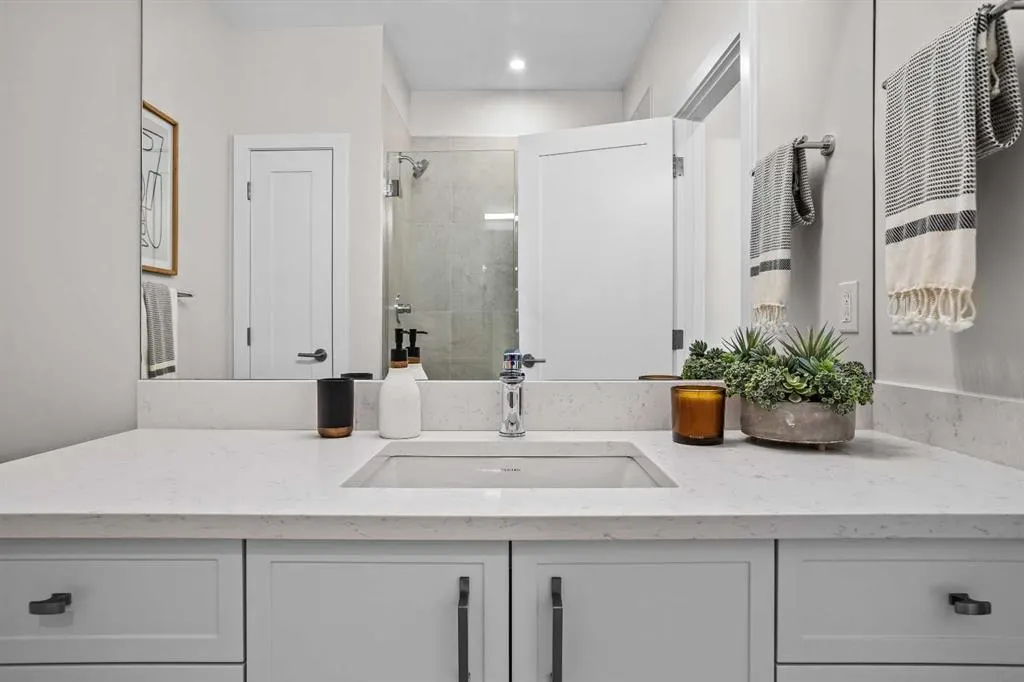 209 Stewart Creek Rise, #101L