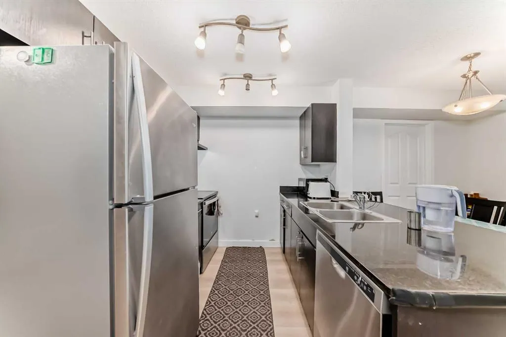 355 Taralake Way NE, #211