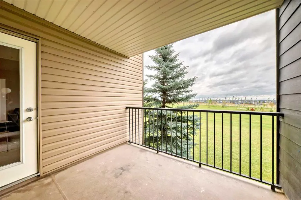 355 Taralake Way NE, #211