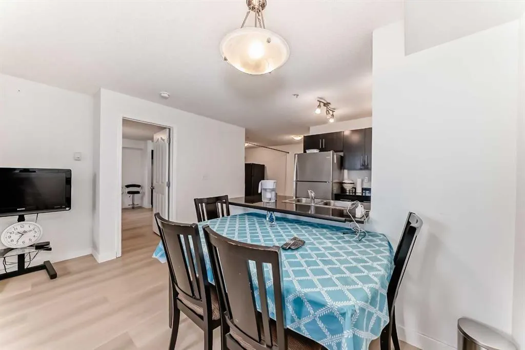 355 Taralake Way NE, #211
