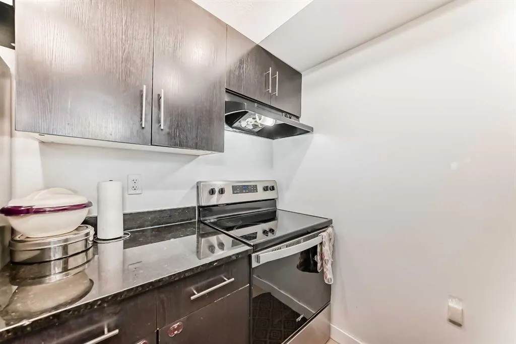 355 Taralake Way NE, #211
