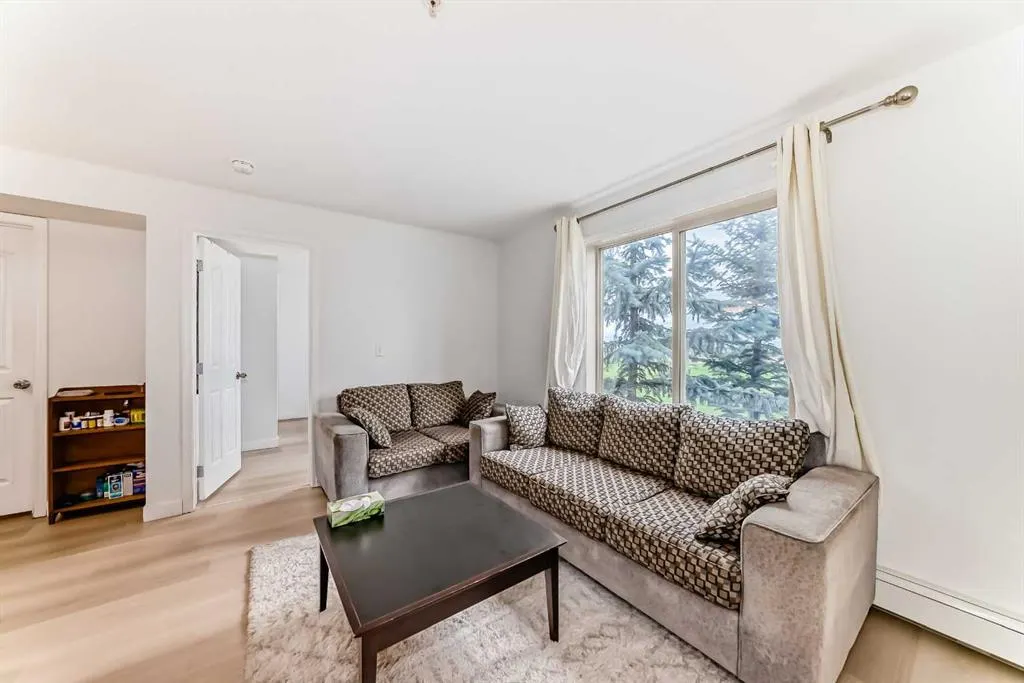 355 Taralake Way NE, #211