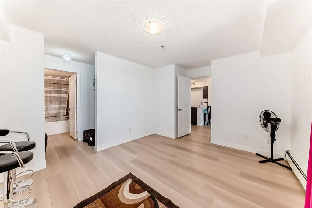 355 Taralake Way NE, #211
