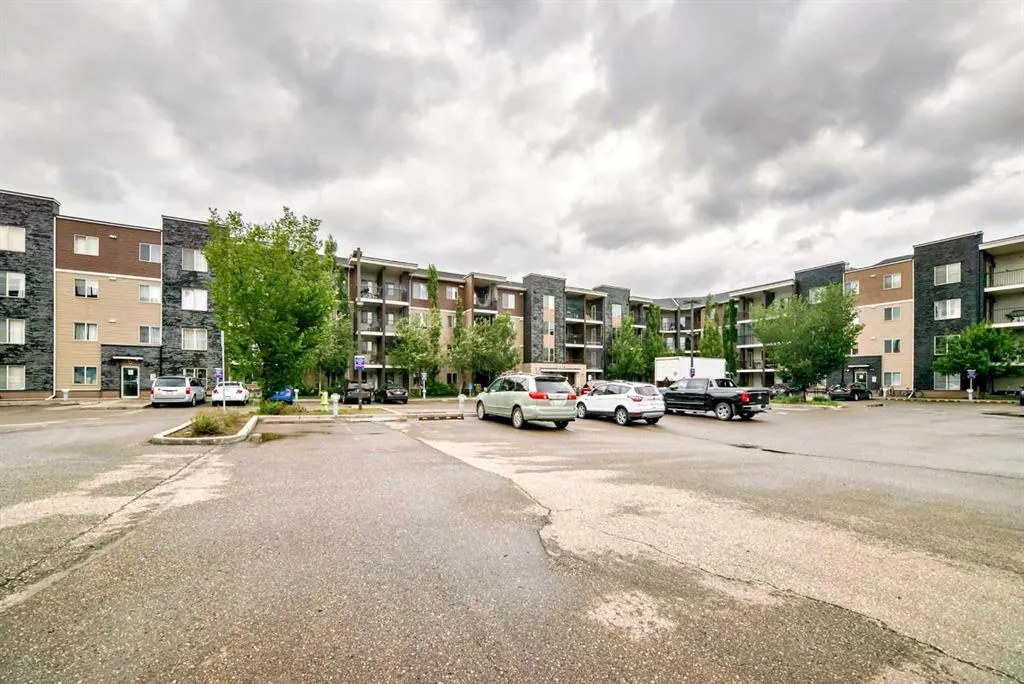 355 Taralake Way NE, #211