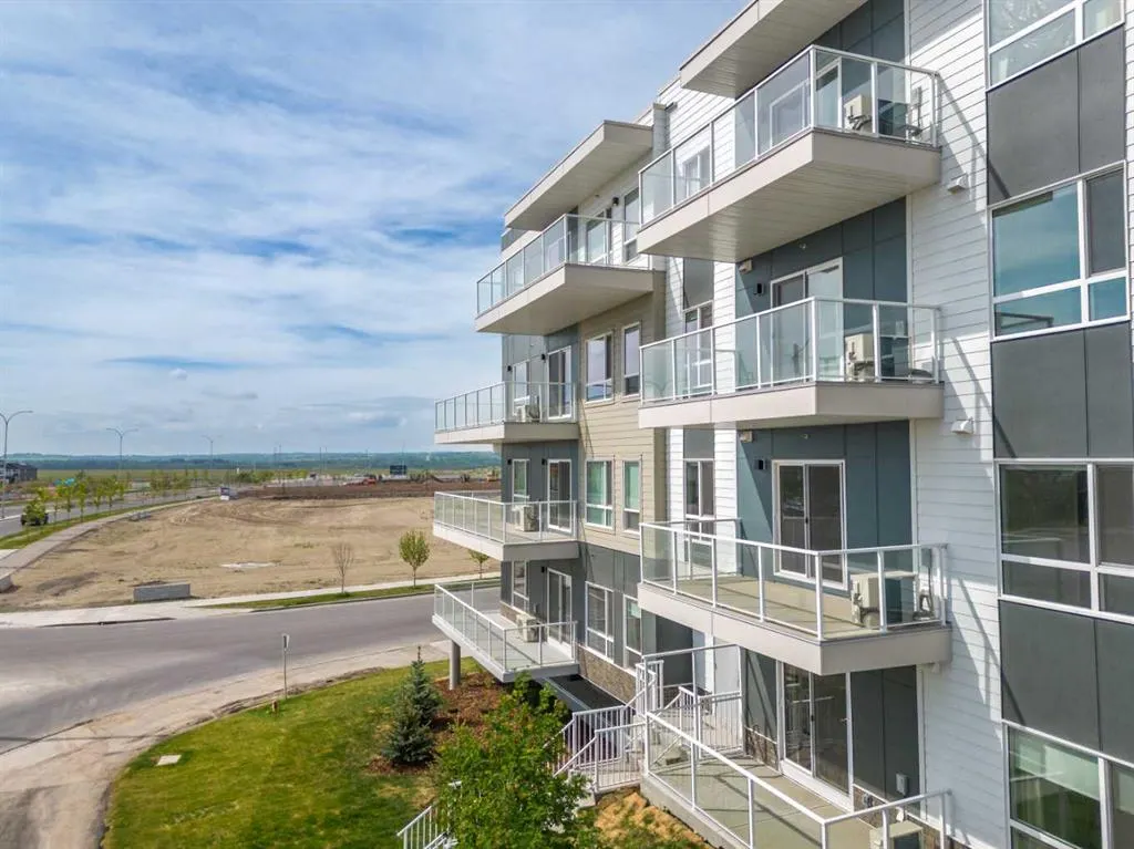 220 Seton Grove SE, #1209
