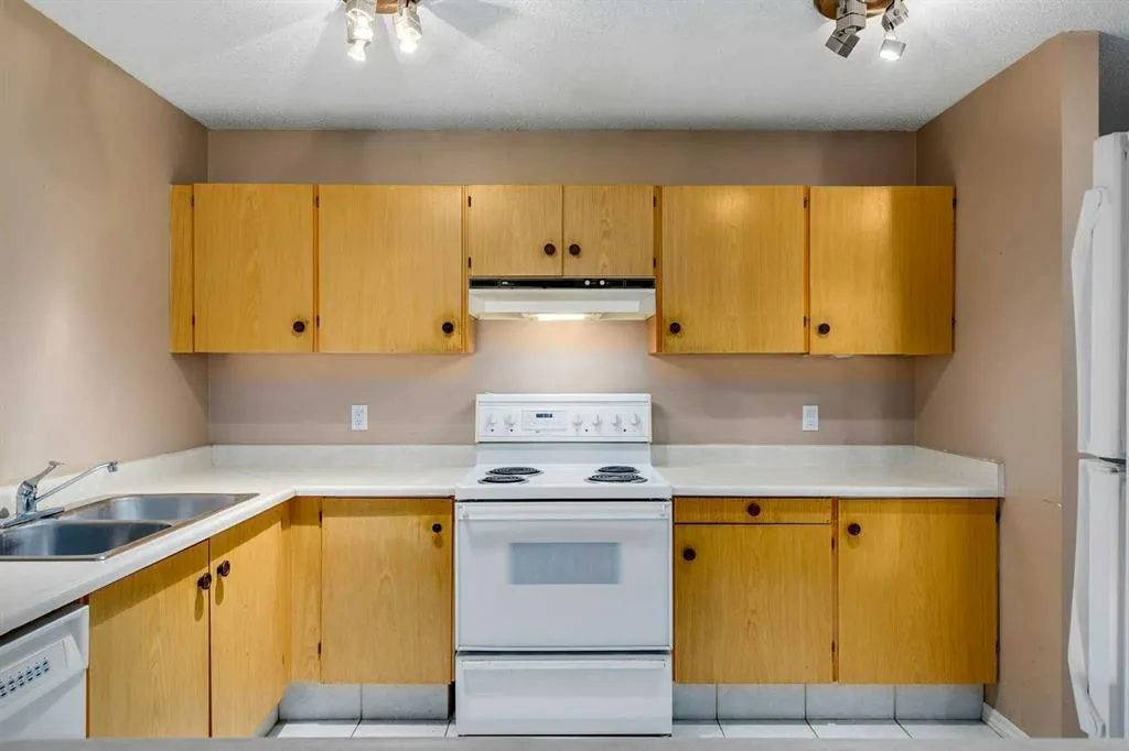 3705 Fonda Way SE, #57