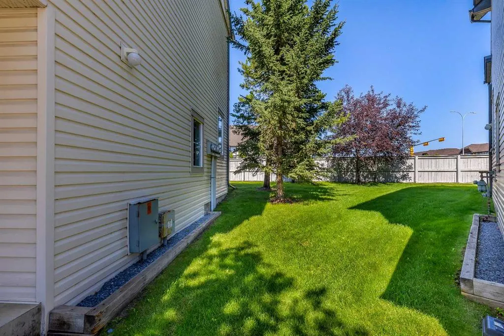 99 Copperfield Court SE