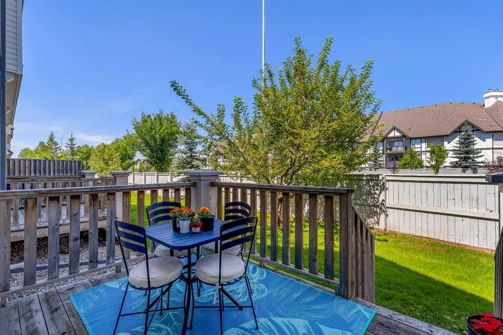 99 Copperfield Court SE