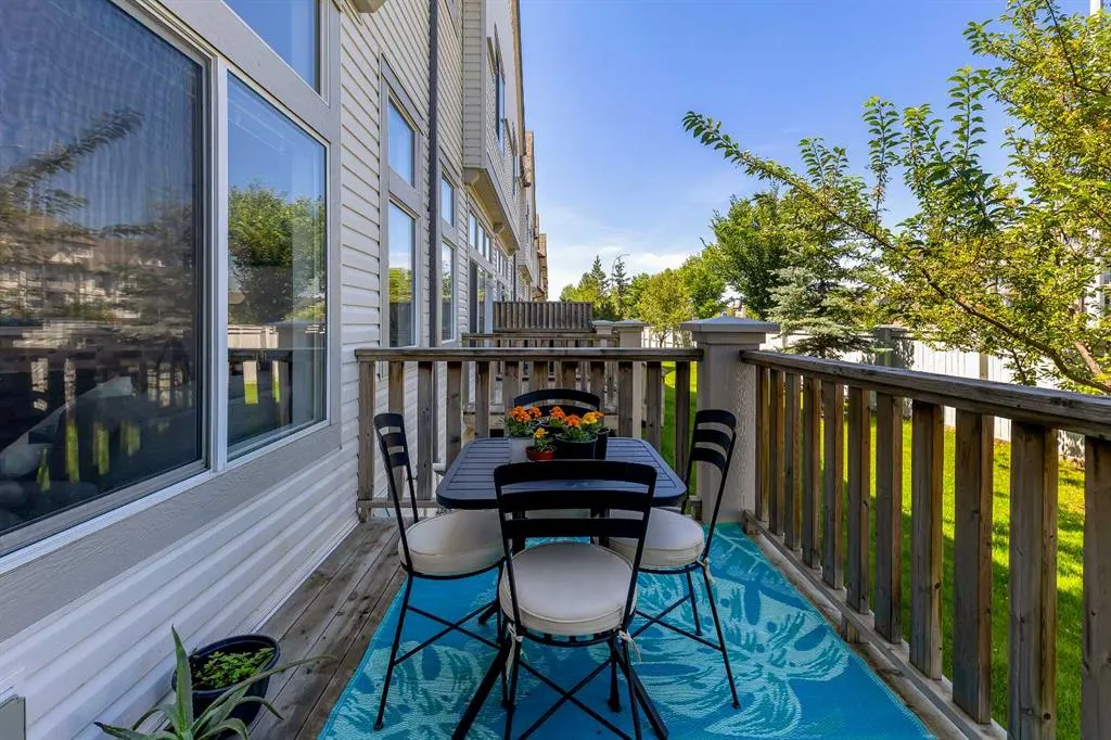 99 Copperfield Court SE