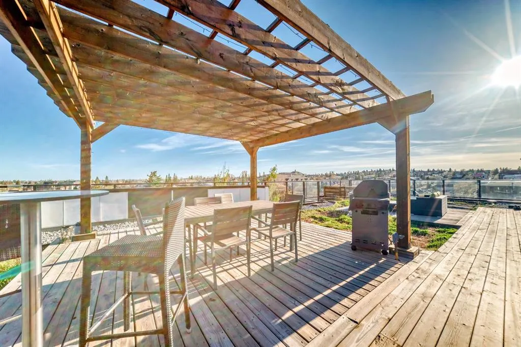 1521 26 Avenue SW, #13