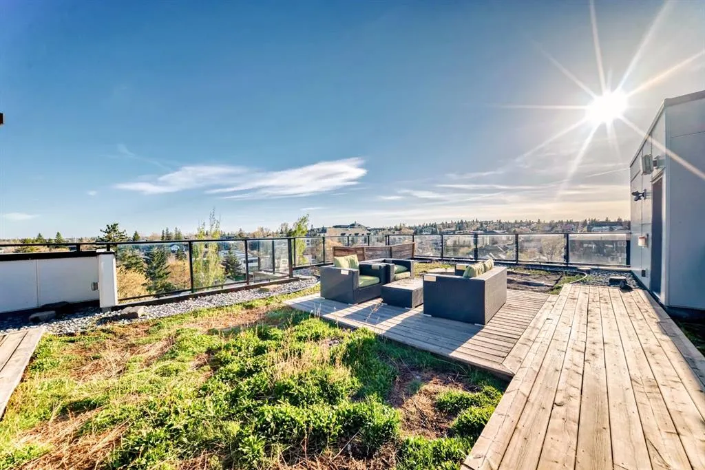 1521 26 Avenue SW, #13