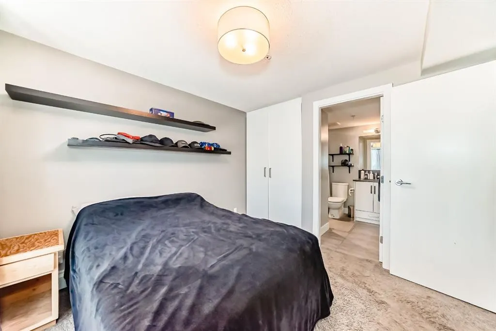 1521 26 Avenue SW, #13