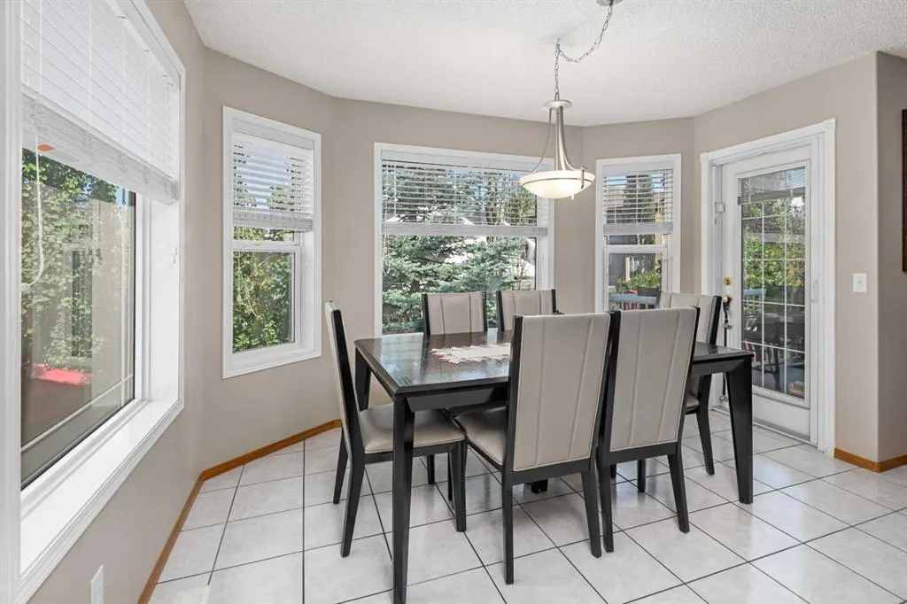 195 Cove Crescent