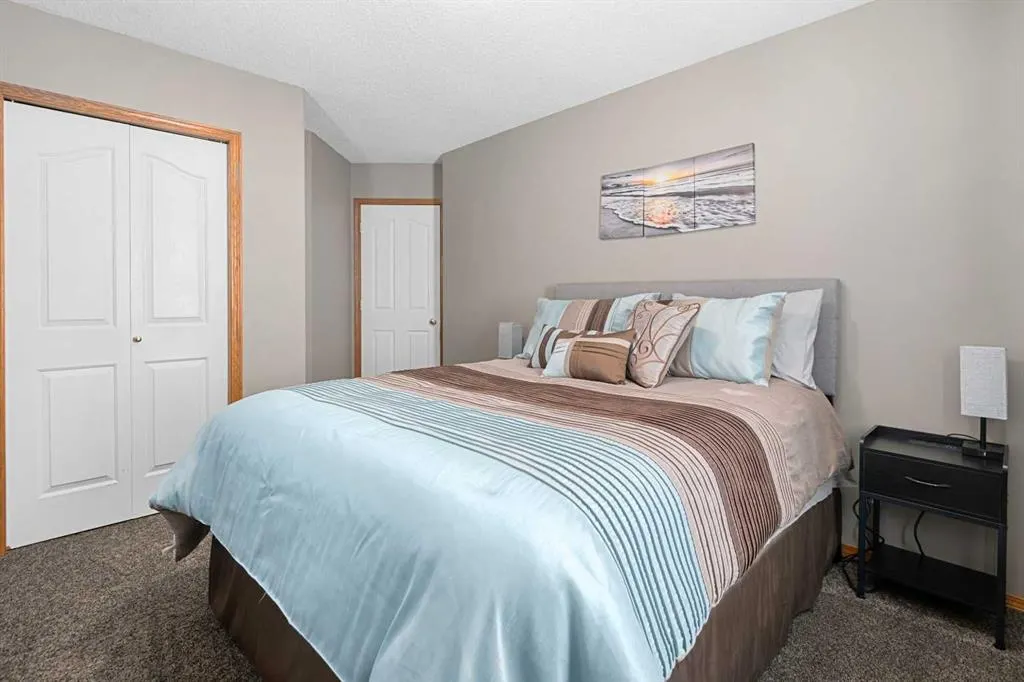195 Cove Crescent